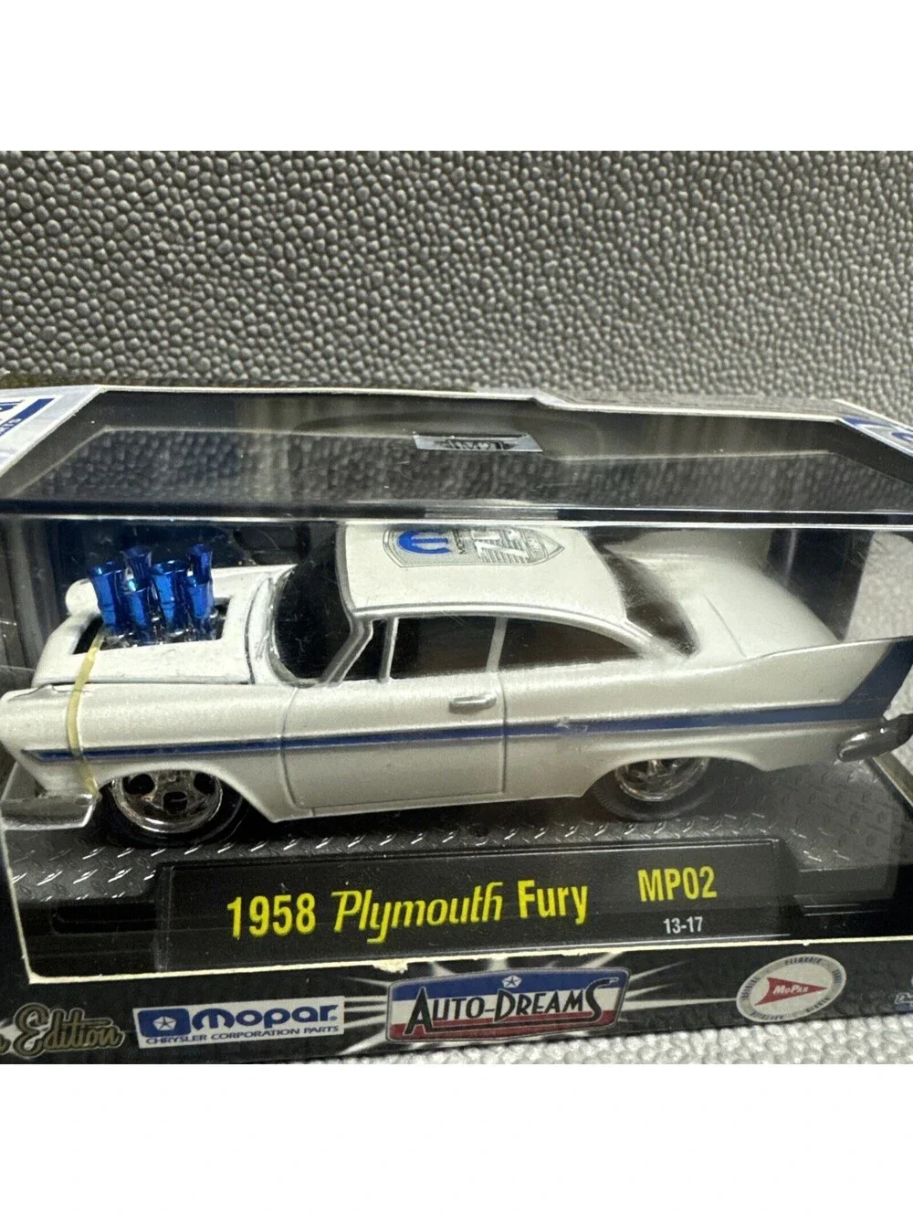 M2 Machines Auto-Dreams 1958 Plymouth Fury Mopar 1/64 Limited To 5,000 White